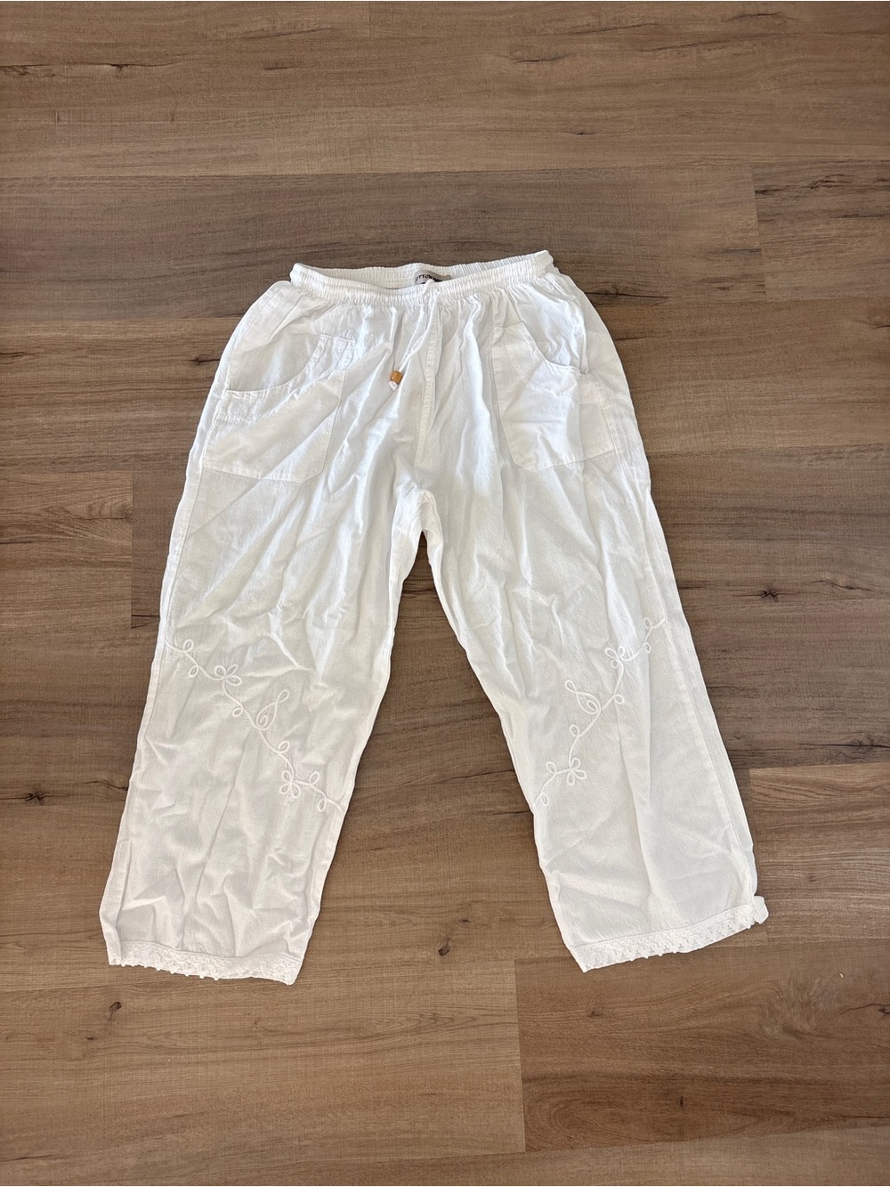 White Embroidered Cotton Lounge Pants